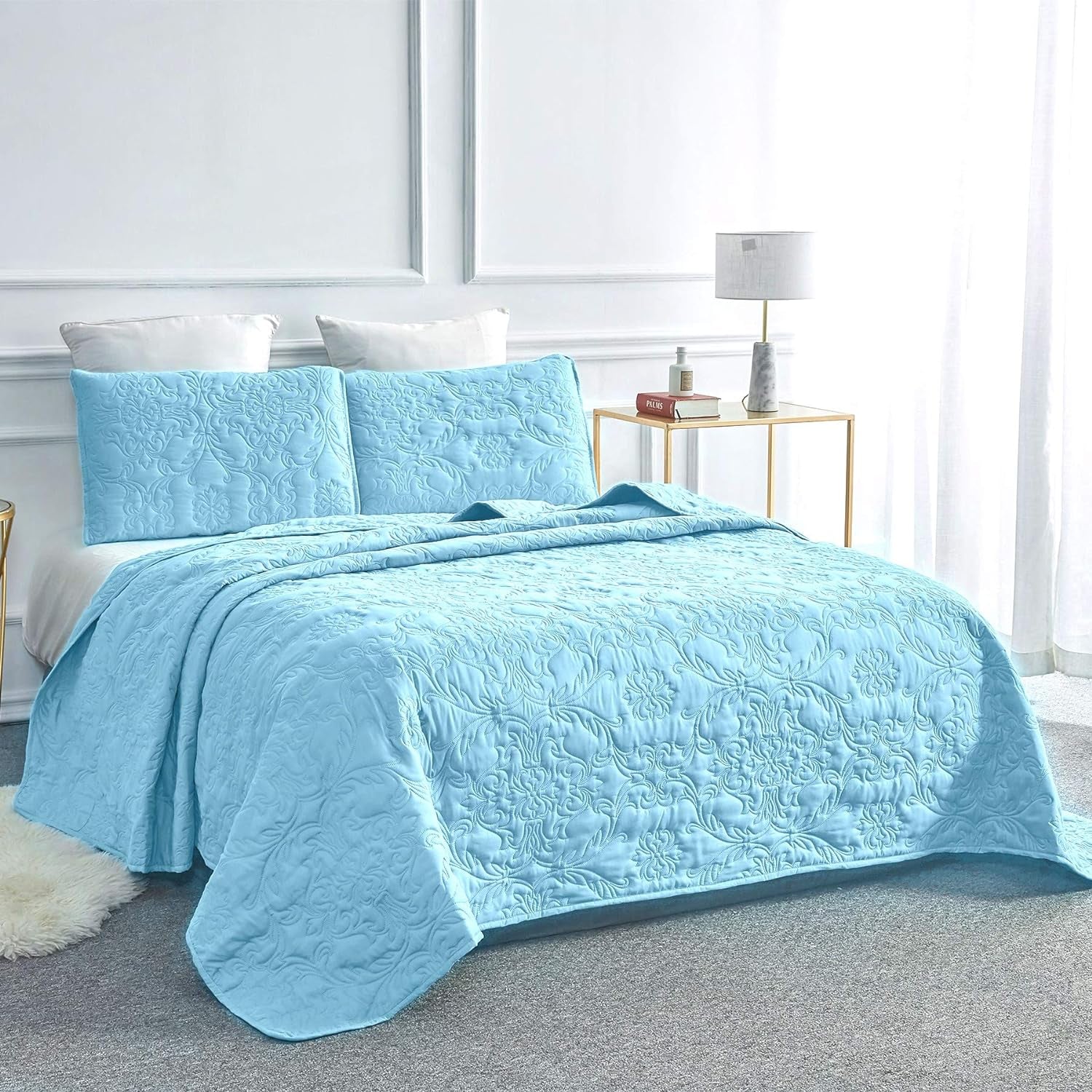 Sophia and William 3 Pieces Quilt Set Queen/Full Size with 1 Quilt and 2 Pillow Shams, Reversible Microfiber Bedding Bedspread Coverlet Set, Cozy, Lightweight and Hypoallergenic, Light Blue